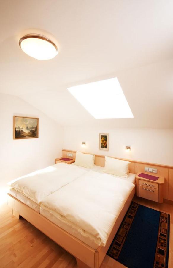 Ferienwohnung Haus Hubertus Fusch an der Grossglocknerstrasse Exterior foto